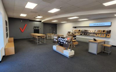 Family franchise partners thrive with leading wireless retail franchisor