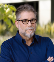 The 70/30 Rule: How to Expand Internationally Without Losing Your Brand 